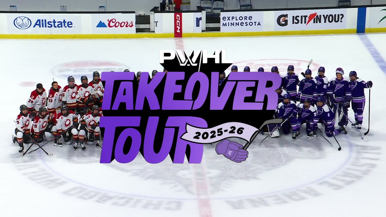 The Ottawa Charge and the Minnesota Frost pose for a photo after the Takeover Tour game in Chicago.