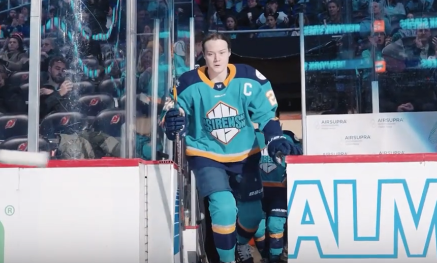 Zandee Hart New York Sirens